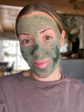 Load image into Gallery viewer, Secret Garden botanical face mask powder
